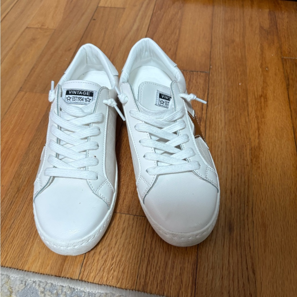 Vintage Havana White Sneakers